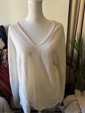 Vince V-Neck White Women's Sweater